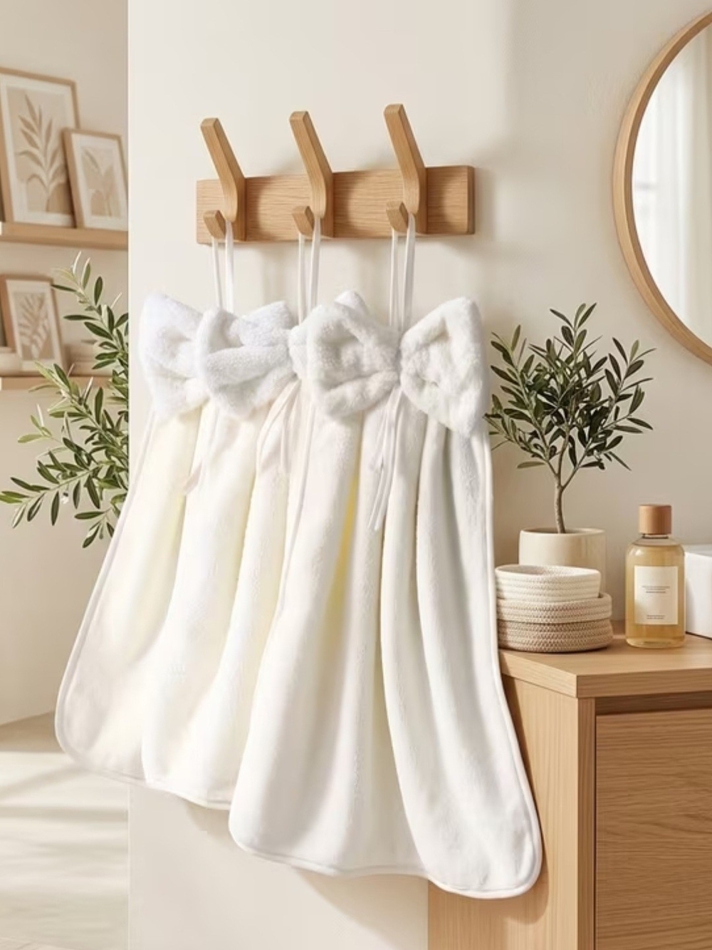 (1) White Plush Bow Hanging Hand Towel